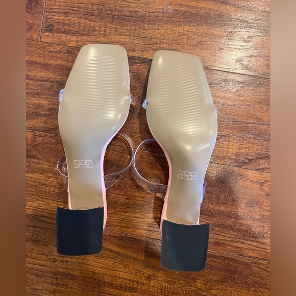 Modencoco Pink Heels - Picture 2 of 6